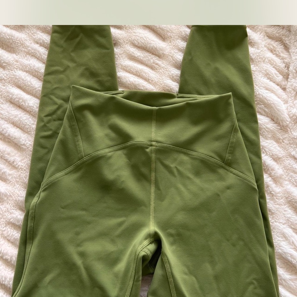 Lululemon InStill High-Rise Tight 25"